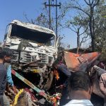 चरही घाटो चौक में सड़क दुर्घटना , दो की&nbsp; मौत की मौत, दर्जनों&nbsp; घायल