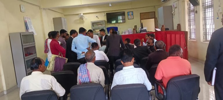 मासिक लोक अदालत में 54 मामलों का हुआ निष्पादन,2.44 लाख की हुई वसुली