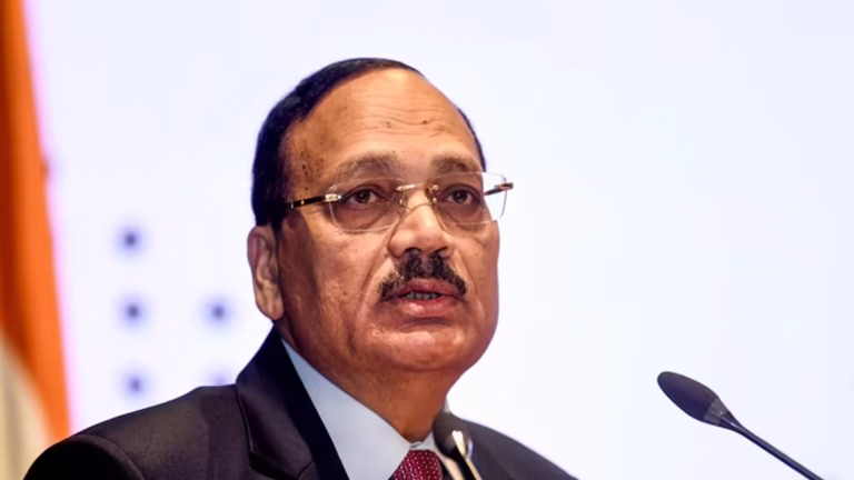 CJI सूर्यकांत का बड़ा बयान: अदालतों के सामने जनता का भरोसा बनाए रखने की चुनौती; न्याय प्रक्रिया में AI की भूमिका को किया खारिज