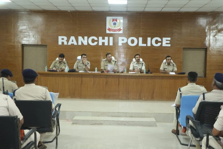 अपराधियों पर नकेल कसने के लिए राँची पुलिस का नया एक्शन प्लान, अब QR कोड स्कैन कर गश्त करेगी टाइगर मोबाइल